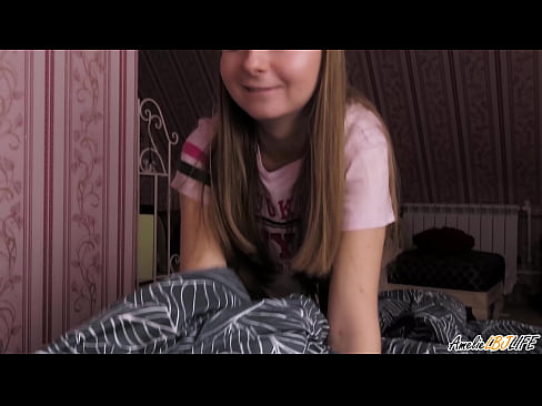 ❤️ Blondínka hlboko vysaje svoju BFF a dostane semeno do úst ☑ Porno na nás ❌❤